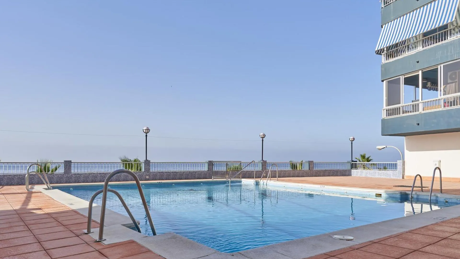 Epsilon 2 4F Primera Linea De Playa Almunecar Apartment