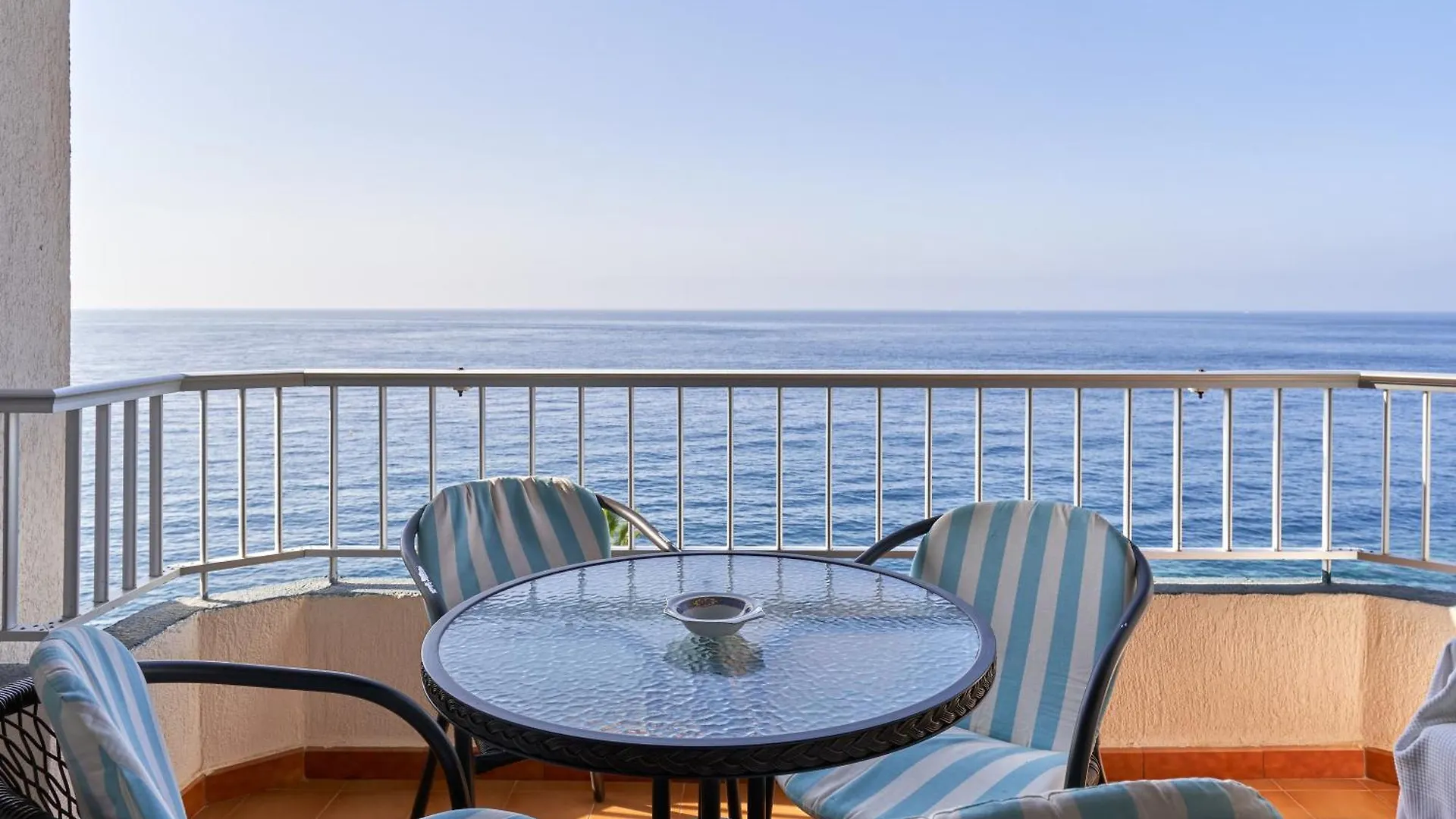 Apartment Epsilon 2 4F Primera Linea De Playa Almunecar Spain
